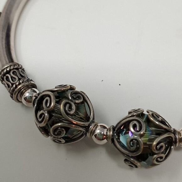 Kellie Wichser Women's Silver 3 Bead Bracelet - Picture 5 of 11